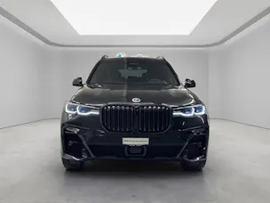 BMW X7 M50i