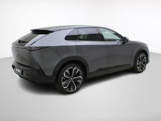 MAZDA CX-6e Takumi