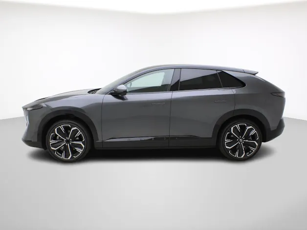MAZDA CX-6e Takumi