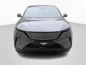 MAZDA CX-6e Takumi
