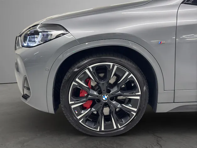 BMW M35i