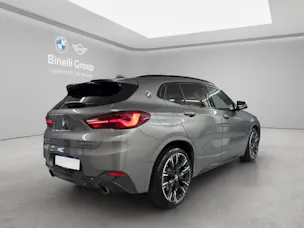 BMW M35i