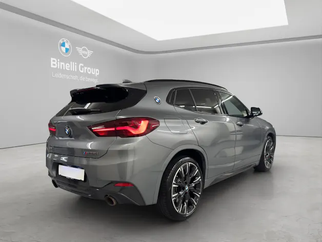 BMW M35i