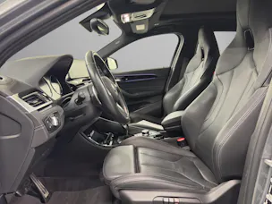 BMW M35i