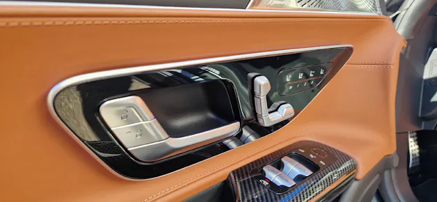 MERCEDES-BENZ AMG SL 63 4matic+