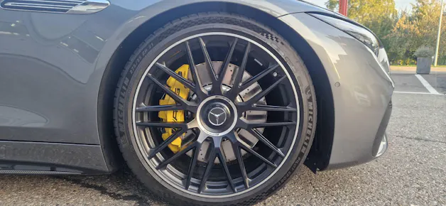 MERCEDES-BENZ AMG SL 63 4matic+