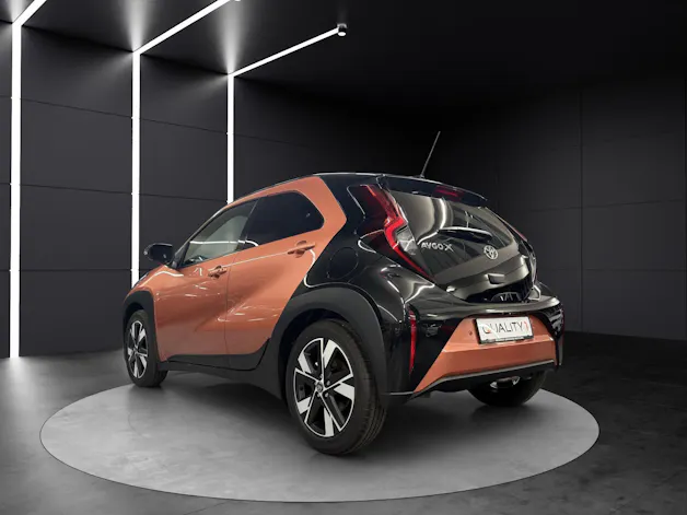 Toyota Aygo X 1.5 VVT-i HSD Trend