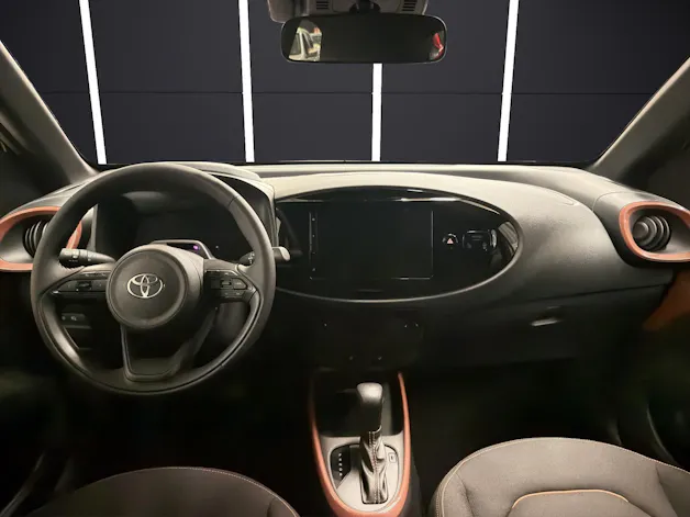 Toyota Aygo X 1.5 VVT-i HSD Trend