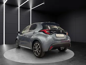 Toyota Yaris 1.5 VVT-i HSD Trend