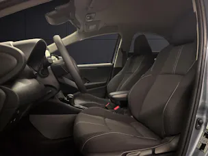 Toyota Yaris 1.5 VVT-i HSD Trend