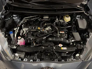 Toyota Yaris 1.5 VVT-i HSD Trend