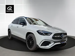 MERCEDES-BENZ GLA 200 Night Star 7G-DCT