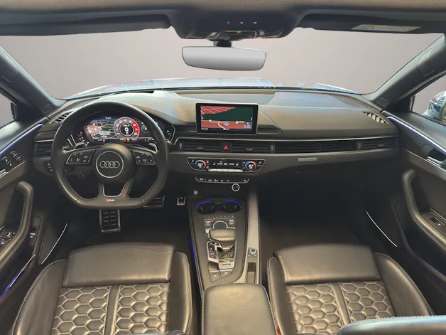 AUDI RS4 Avant 2.9 TFSI quattro tiptronic