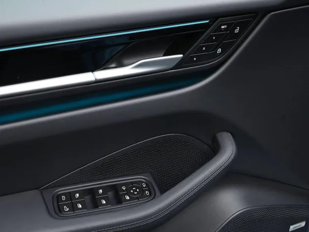PORSCHE Macan 4S