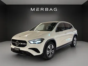MERCEDES-BENZ GLA 200 Night Star