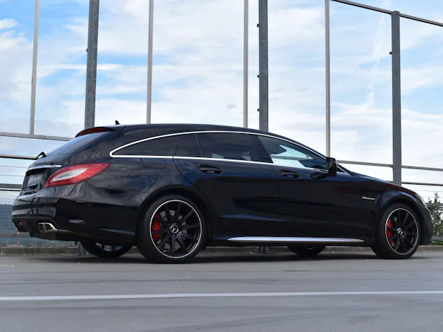 MERCEDES-BENZ CLS SHOOTING BRAKE 63 AMG S 4MATIC SPEEDSHIFT MCT l 585 PS