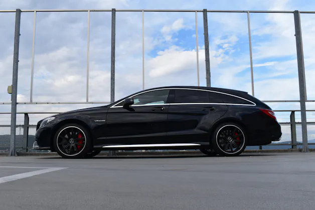 MERCEDES-BENZ CLS SHOOTING BRAKE 63 AMG S 4MATIC SPEEDSHIFT MCT l 585 PS