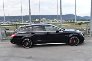 MERCEDES-BENZ CLS SHOOTING BRAKE 63 AMG S 4MATIC SPEEDSHIFT MCT l 585 PS
