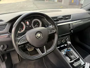 SKODA Superb Combi 2.0 TDI 190 SportLine 4x4 DSG
