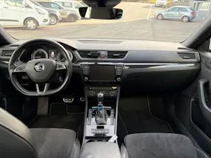 SKODA Superb Combi 2.0 TDI 190 SportLine 4x4 DSG