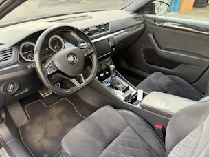 SKODA Superb Combi 2.0 TDI 190 SportLine 4x4 DSG