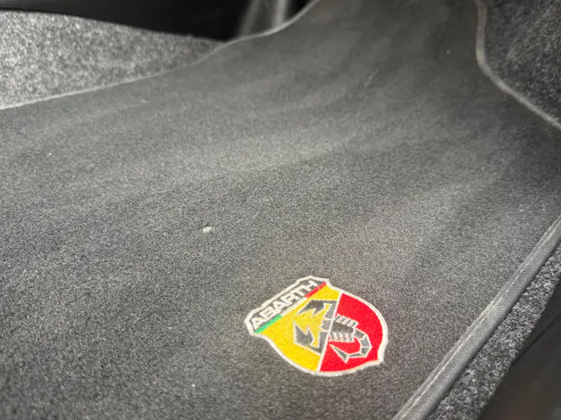FIAT 595 1.4 16V Turbo Abarth Pista