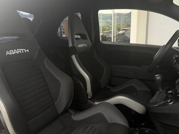 FIAT 595 1.4 16V Turbo Abarth Pista