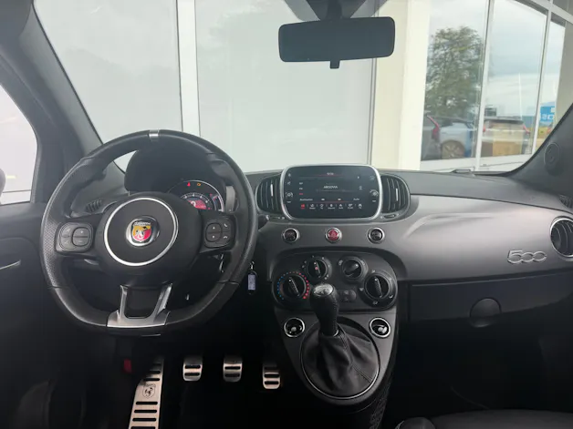 FIAT 595 1.4 16V Turbo Abarth Pista
