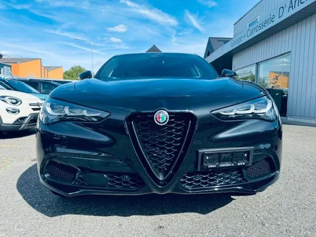 ALFA ROMEO Stelvio 2.0 Veloce Q4 AT8 Swiss Sky