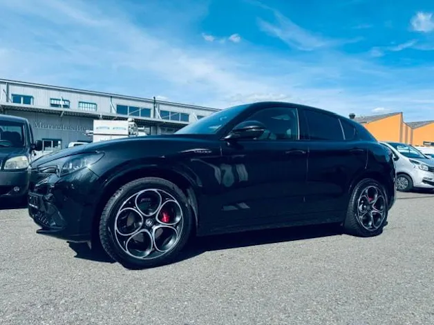 ALFA ROMEO Stelvio 2.0 Veloce Q4 AT8 Swiss Sky