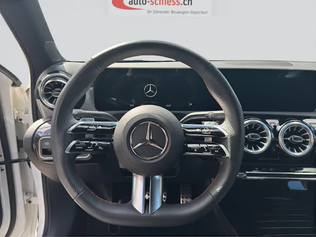 MERCEDES-BENZ A 180 AMG Line Limousine 7G-DCT
