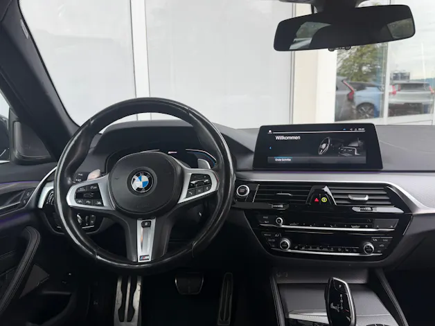 BMW 530e xDrive Steptronic