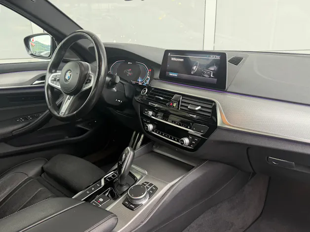 BMW 530e xDrive Steptronic
