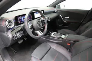 MERCEDES-BENZ CLA 200 7G-DCT