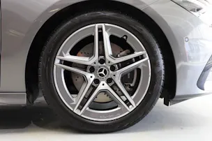 MERCEDES-BENZ CLA 200 7G-DCT