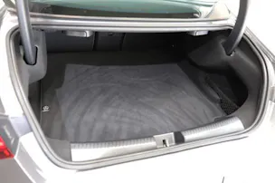 MERCEDES-BENZ CLA 200 7G-DCT