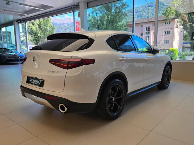 ALFA ROMEO Stelvio 2.0 Executive Q4 Automatic
