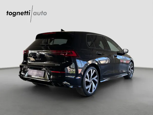 VW Golf 1.5 eTSI mHEV ACT R-Line 75 Edition DSG