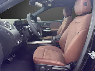 MERCEDES-BENZ GLA 250 e EQ Star 8G-DCT