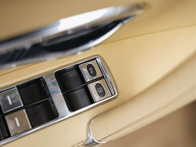 BENTLEY Flying Spur *Panorama*Massage*Sitzlüftung*