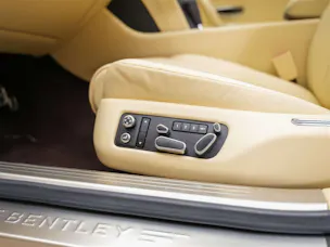 BENTLEY Flying Spur *Panorama*Massage*Sitzlüftung*