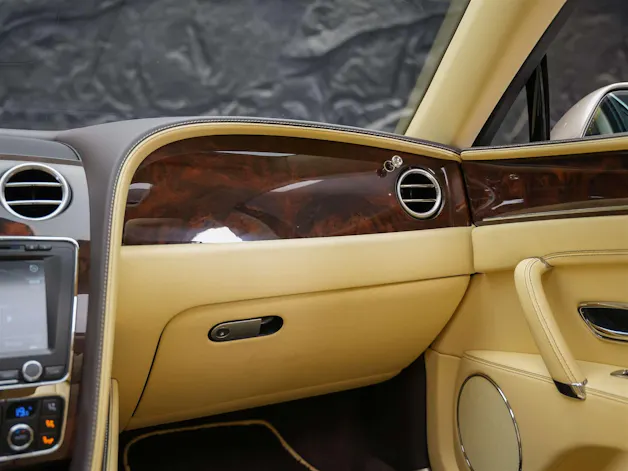 BENTLEY Flying Spur *Panorama*Massage*Sitzlüftung*