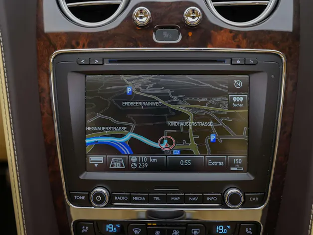 BENTLEY Flying Spur *Panorama*Massage*Sitzlüftung*