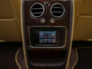 BENTLEY Flying Spur *Panorama*Massage*Sitzlüftung*
