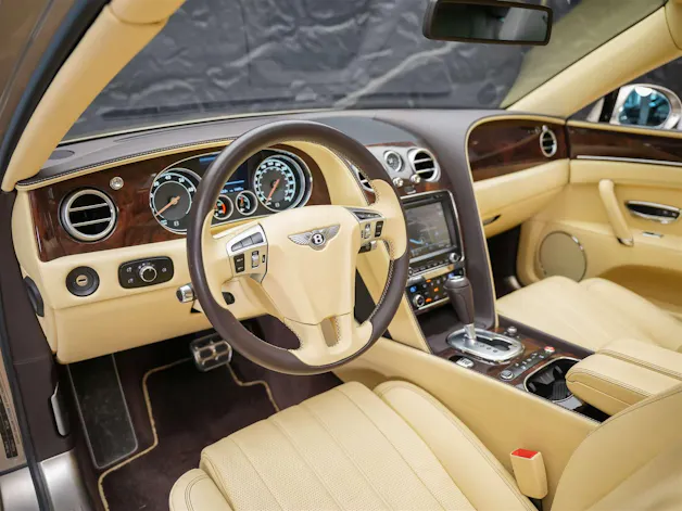BENTLEY Flying Spur *Panorama*Massage*Sitzlüftung*