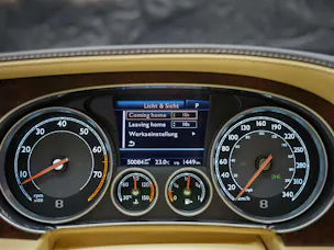 BENTLEY Flying Spur *Panorama*Massage*Sitzlüftung*
