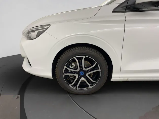 MG 3 1.5 Hybrid Luxury Aut.