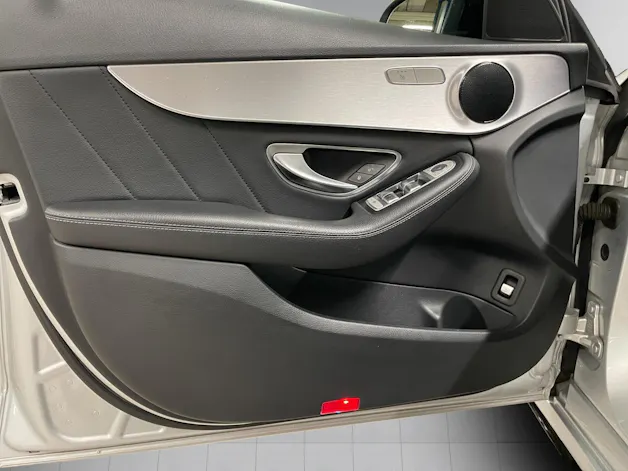 MERCEDES-BENZ C 250 BlueTEC AMG Line 4Matic 9G-Tronic