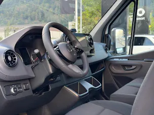 MERCEDES-BENZ Sprinter 317 CDI PRO Chassis Standard