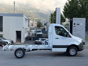 MERCEDES-BENZ Sprinter 317 CDI PRO Chassis Standard